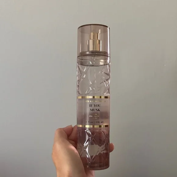 Bath & Body Works Fragrance Mist - Pink and Gold - Picture 1 of 3